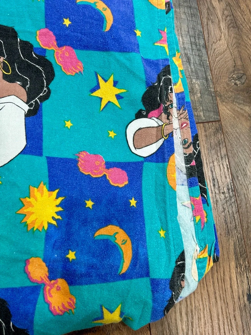 VNTG 1990s Disney The Hunchback of Notre Dame Esmeralda pillowcase and sheet
